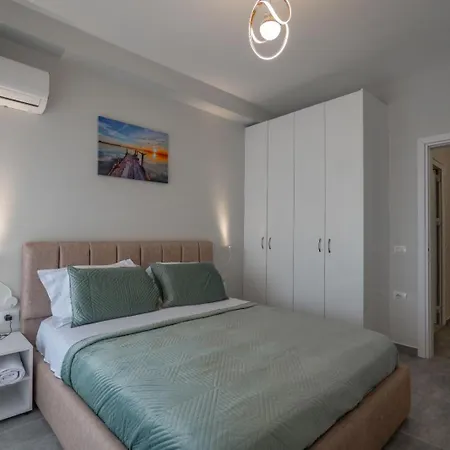 Esel Apartments Sarande Exterior photo