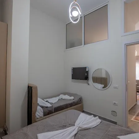 Esel Apartments Sarande Exterior photo