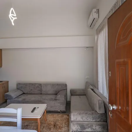 Esel Apartments Sarande Exterior photo
