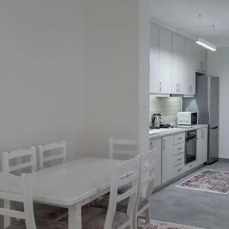 Esel Apartments Sarande Exterior photo