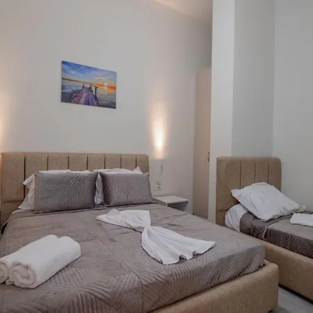 Esel Apartments Sarande Exterior photo