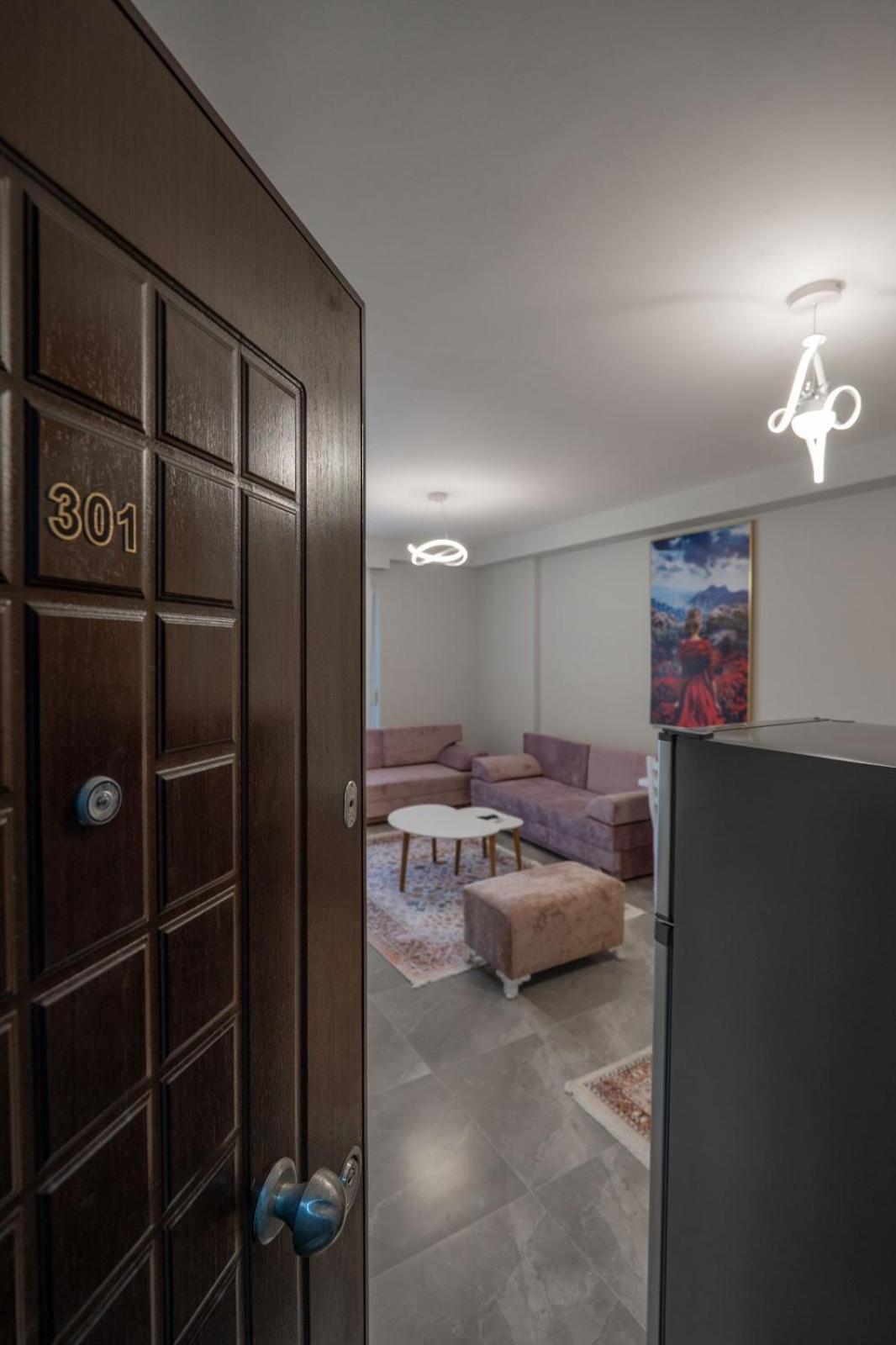 Esel Apartment Sarande