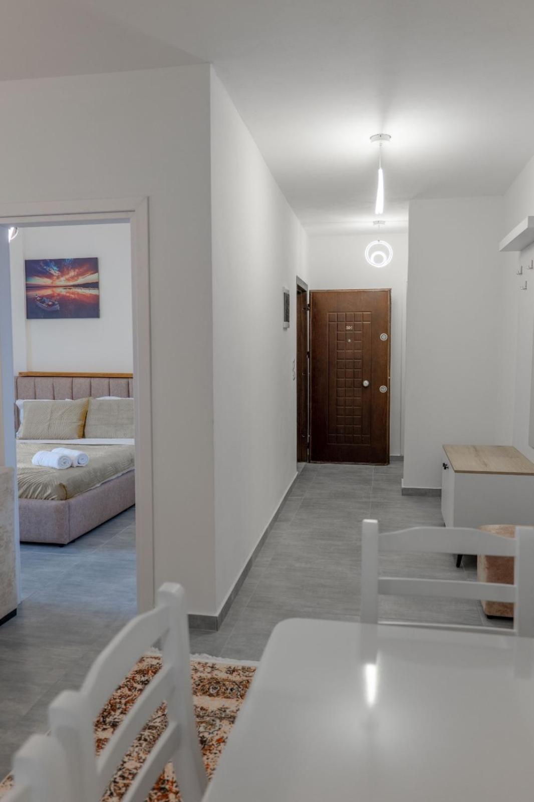 Esel Apartment *